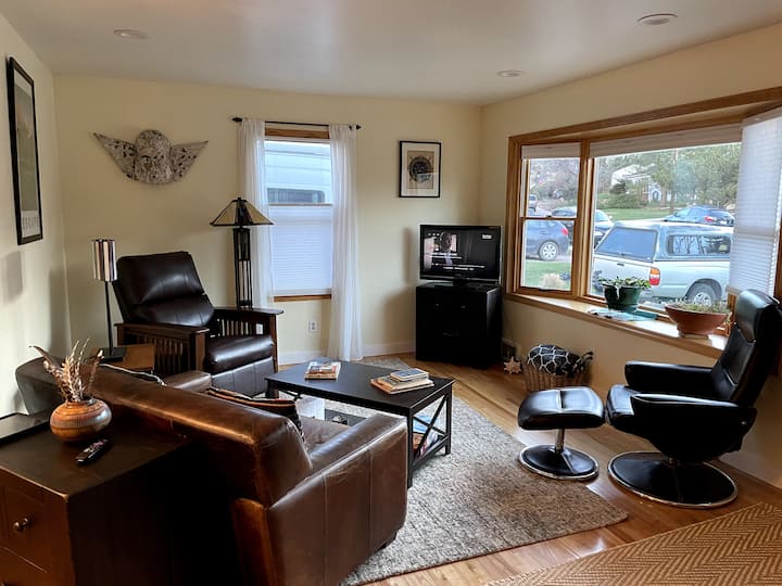 Cozy, Quiet Cottage Near University - Boulder, CO