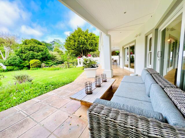 Country Villa in the heart of Constantia gallery image 4