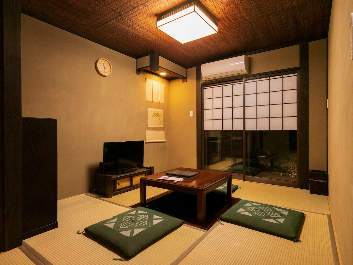 1Fリビングルーム/Living Room