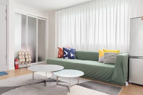 [stay any] Hongdae 3BR (3min-walk)
