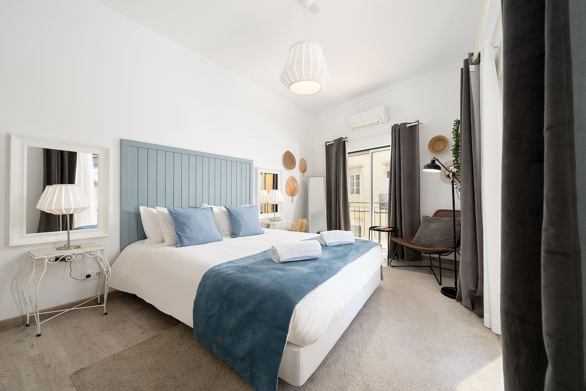 Spálňa - pár veľká posteľ