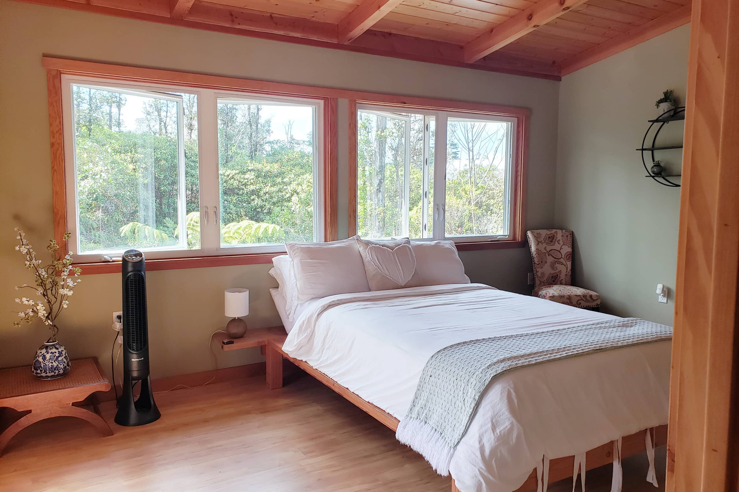 Home in Pahoa · ★4.97 · 2 bedrooms · 2 beds · 1 private bath - Image 25