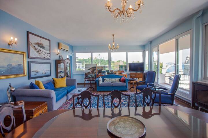 Waterfront Penthouse Apt. with a Stunning View gallery image 4