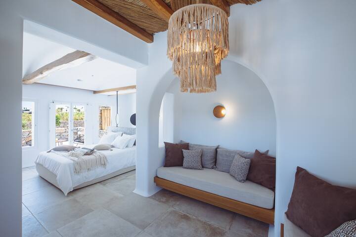 Amodara Boutique Villa Pietra | Naxos Luxury Villa gallery image 3