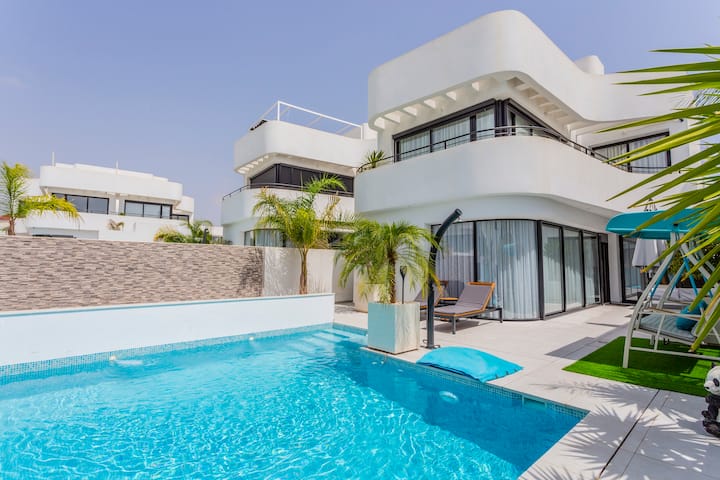 ❤⚡STYLISH VILLA 2018,POOL,3B.R,WIFI,NETFLIX⚡❤