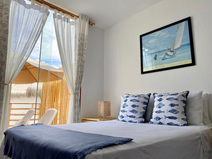 Glavna spavaća soba i vrtni izlaz