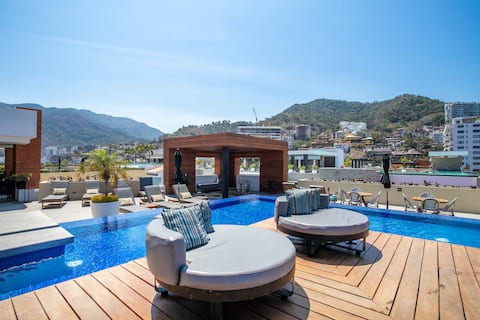 Modern Mexican 1BR | 2 Pool, Gym & Balcony