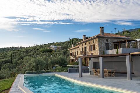 Gems of Pinakates - Emerald | Enjoy Pelion