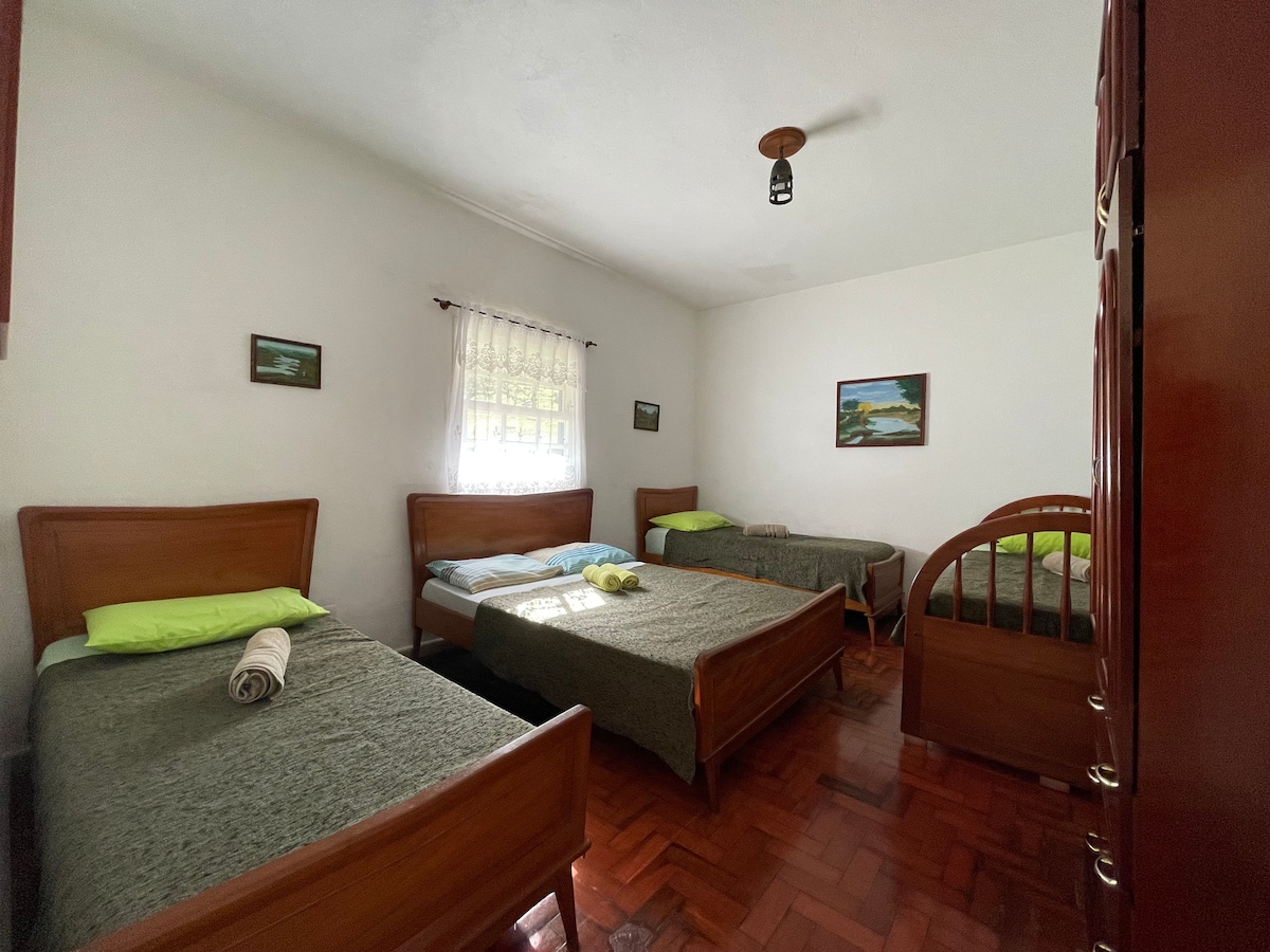 Habitación verde - 5 anuncios