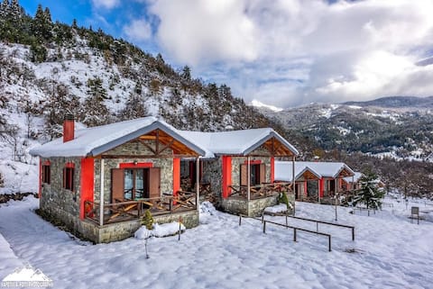 * Chalet at the foot of Grammos 3 persons