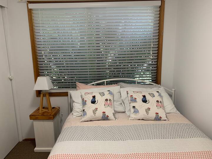 Spavaća soba 3 bračna kreveta