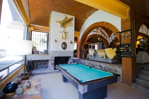 Beautiful country house, ideal for family gatherings.