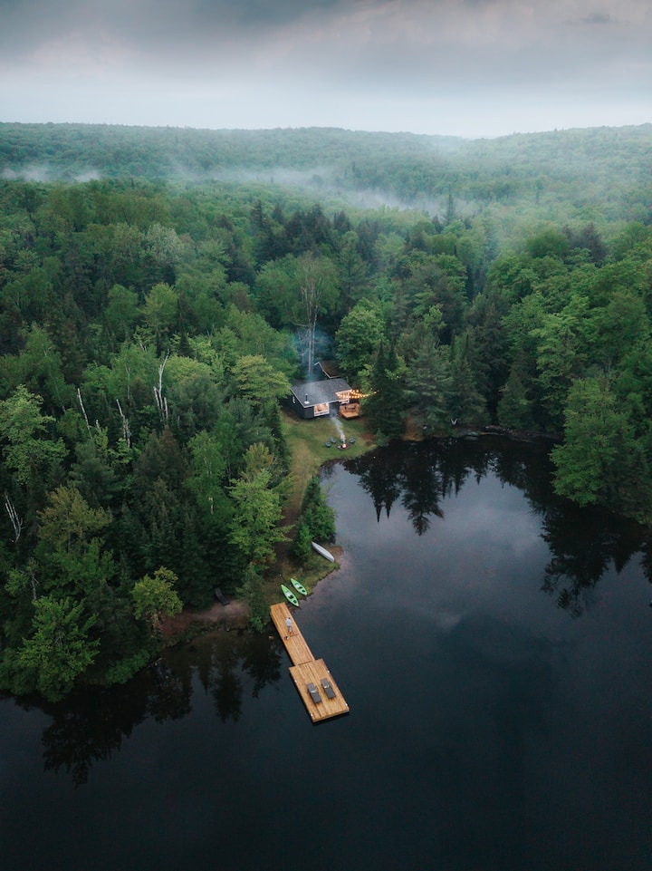Bay on Bay Lake Cabins for Rent in Emsdale, Ontario, Canada