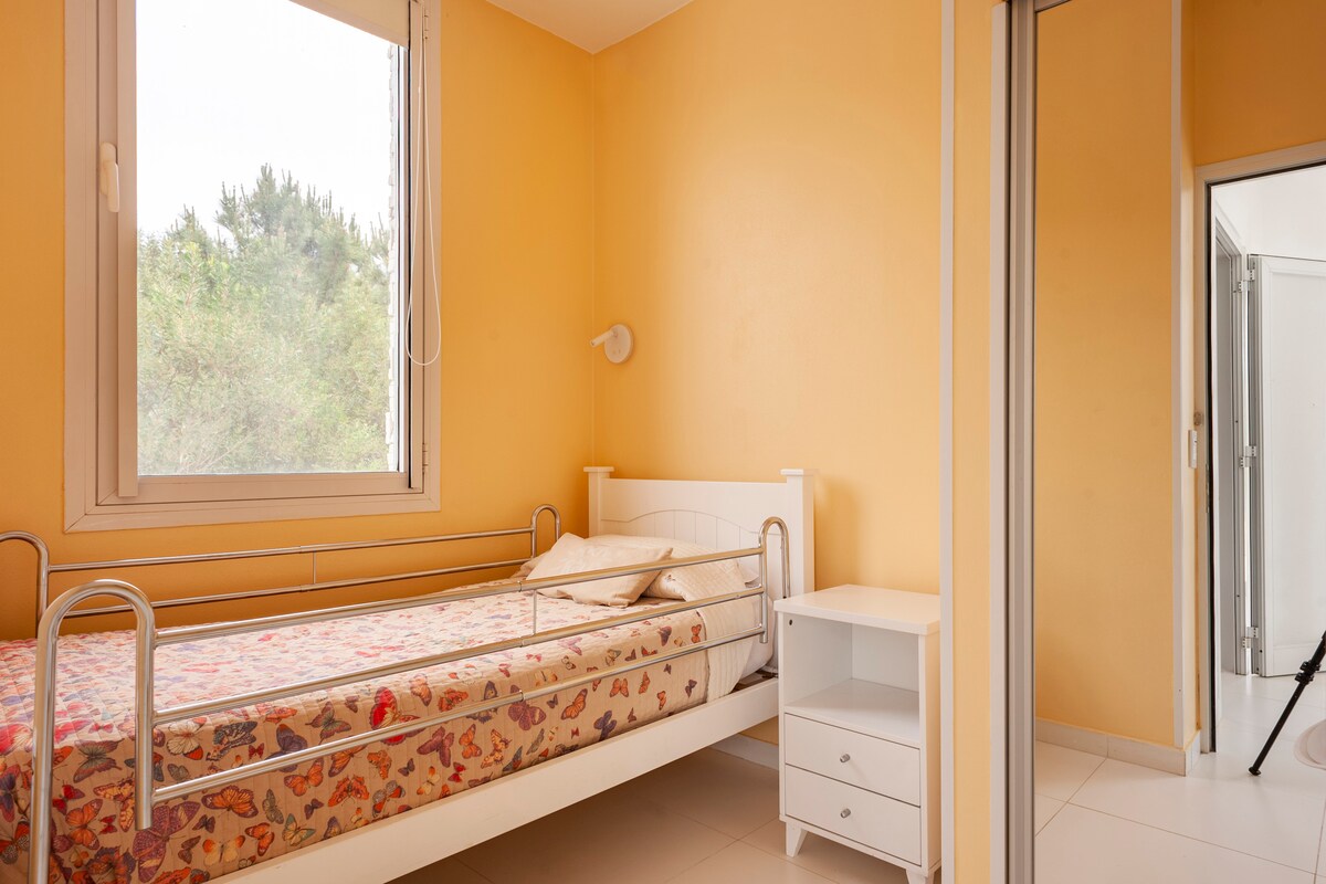 საძინებელი 4