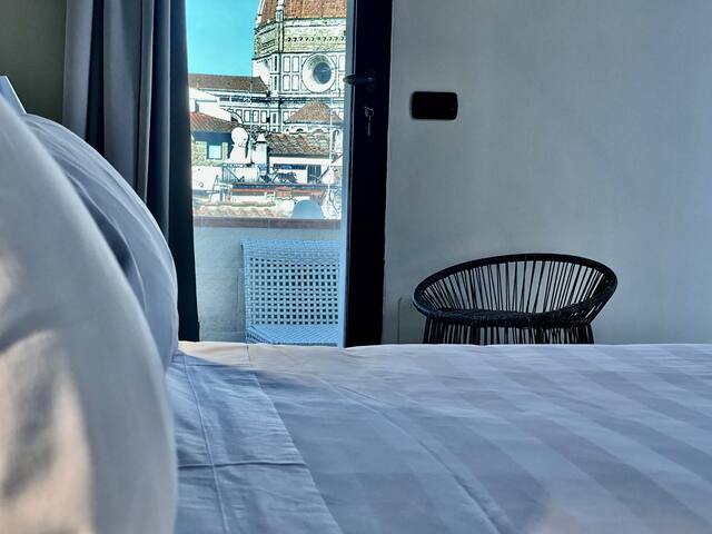 Renascentia penthouse with terrace gallery image 3