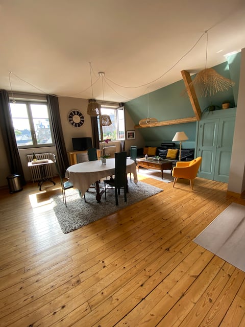 Top Airbnb: The little tower of Jerzual Downtown +parking in Dinan