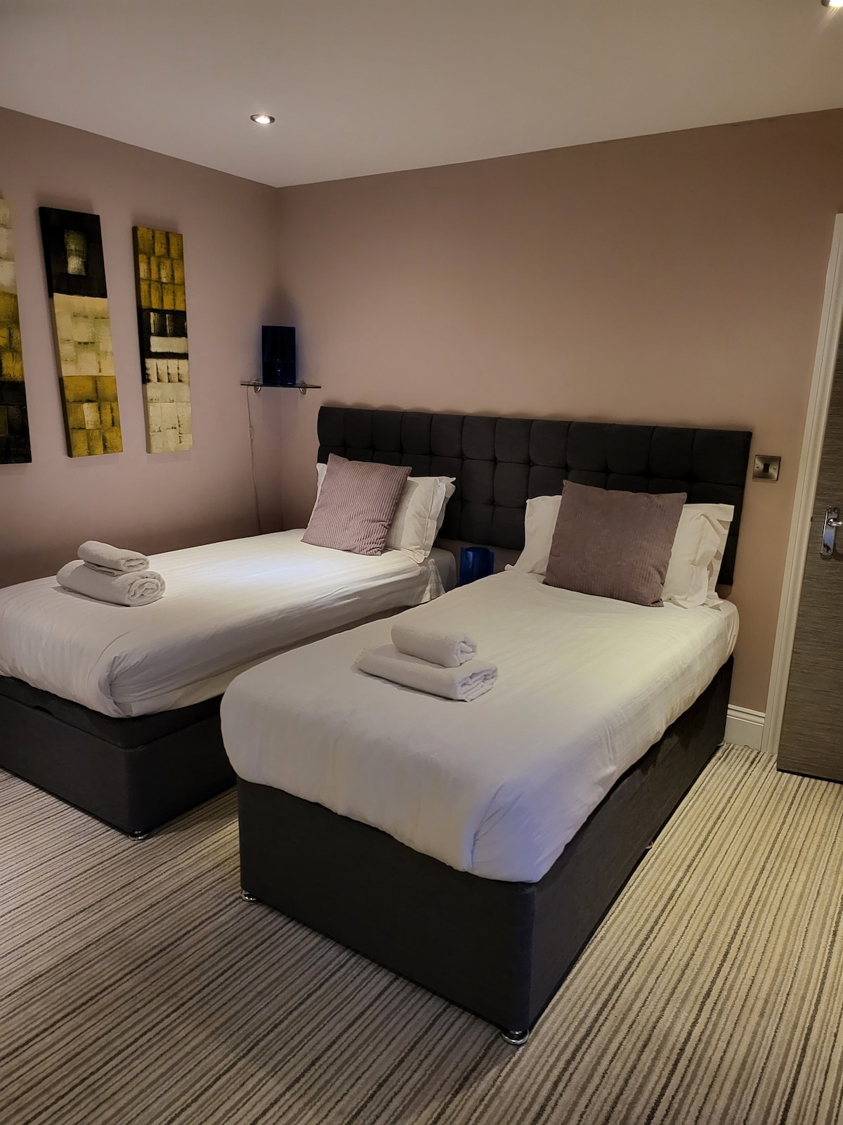 غرفة النوم 1