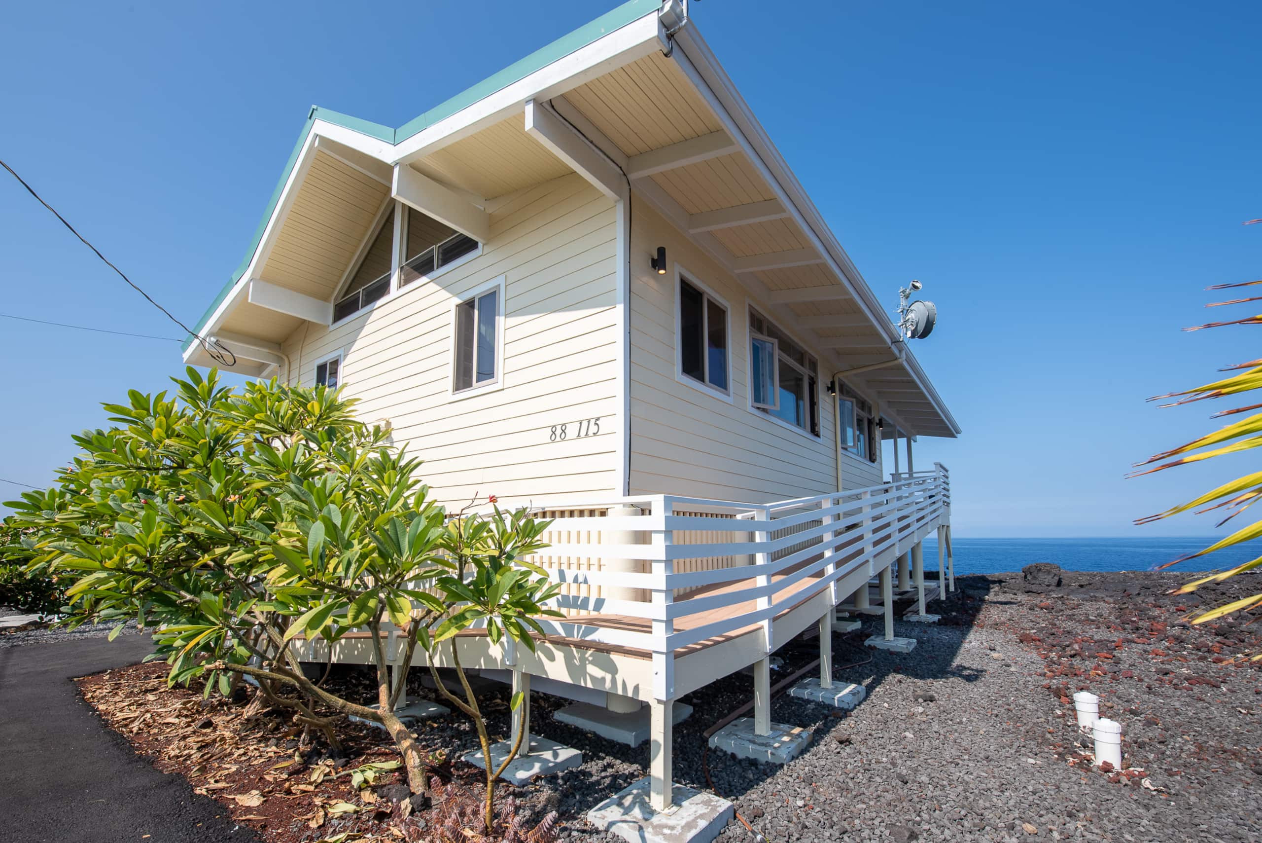 Direct Oceanfront-Polynesian Design-Hale Romantik' - Photo 16