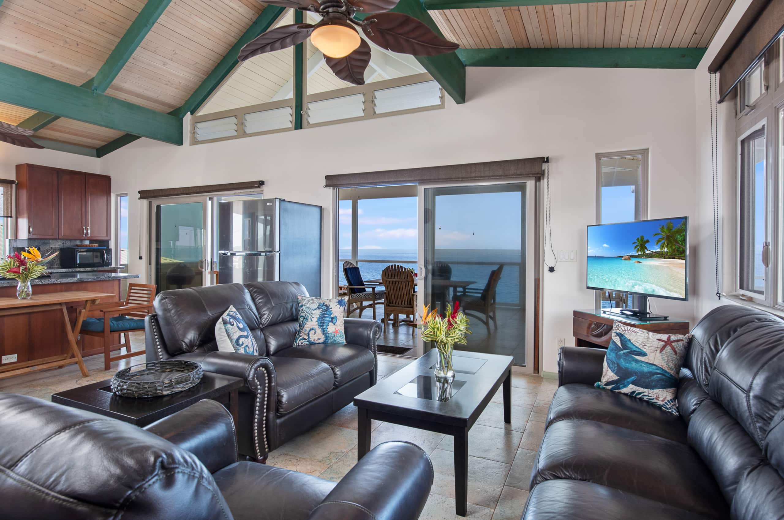 Direct Oceanfront-Polynesian Design-Hale Romantik' - Photo 2
