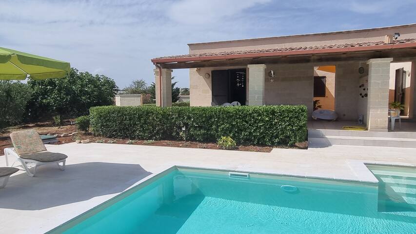 VILLA AMICORUM 2 Häuser, Klima, Pool 10 x 4 m gallery image 4