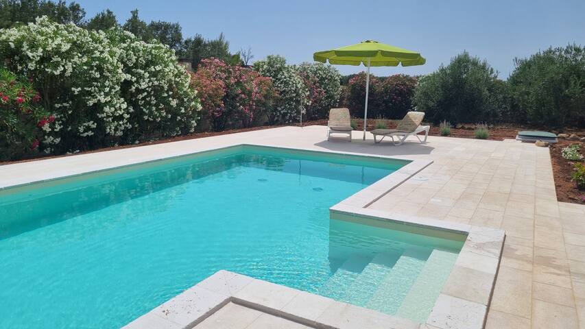 VILLA AMICORUM 2 Häuser, Klima, Pool 10 x 4 m gallery image 5