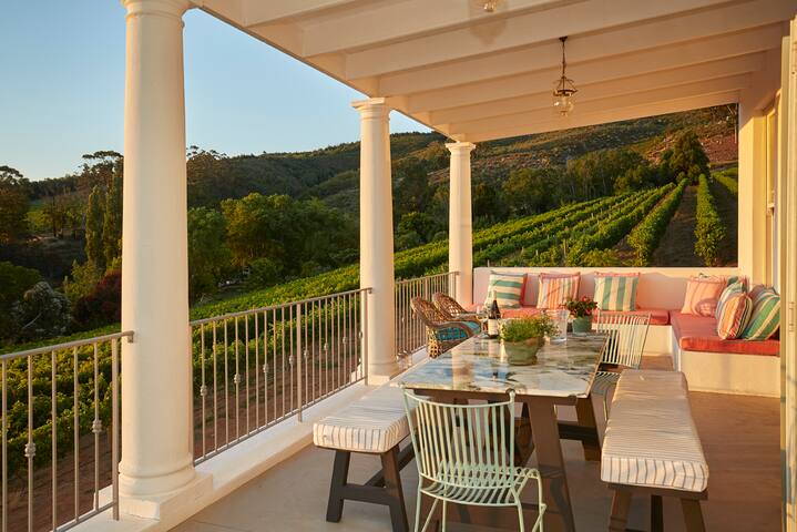 Kings Kloof Country House. gallery image 4