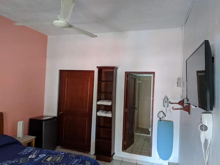 Central And Confortable Apartment With A / C. - Puerto Vallarta