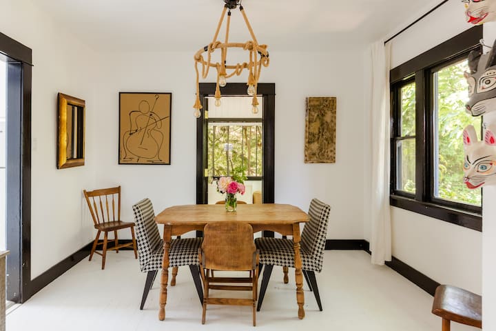 Venice Beach Cottage