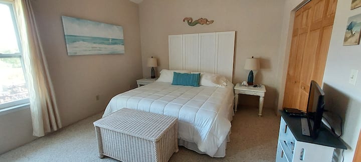 غرفة نوم الطابق الأول