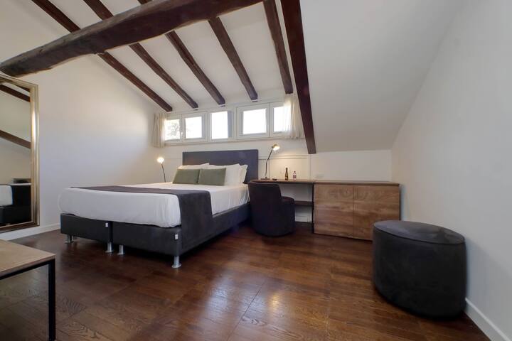 Penthouse Villa Corsini gallery image 2