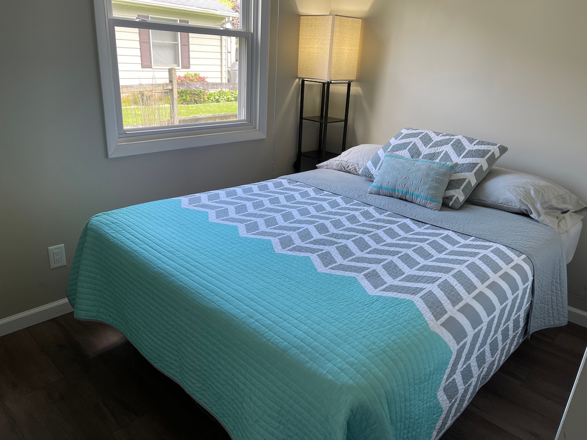 Dhomë gjumi e mesme në Njësinë Lindore.