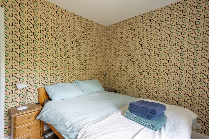 Small double bedroom