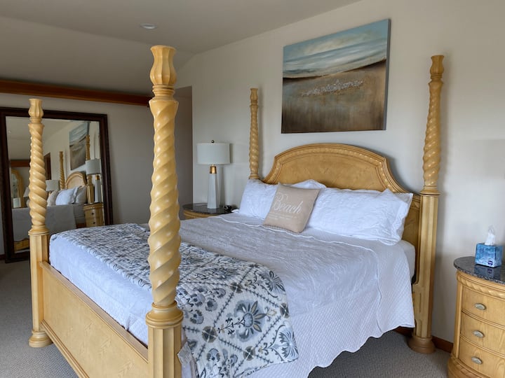 Hakuna kitu bora zaidi kuliko kulala karibu na pwani. Vitanda vya mfalme wa California vya kulala usiku wenye starehe