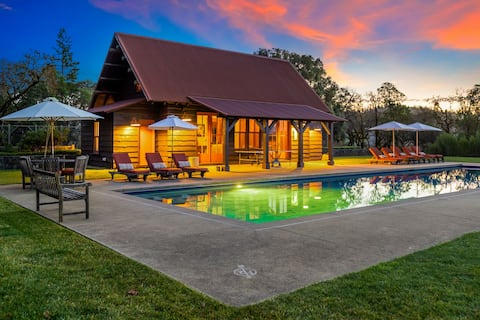 Private Luxury Estate w/Vineyard & Pool