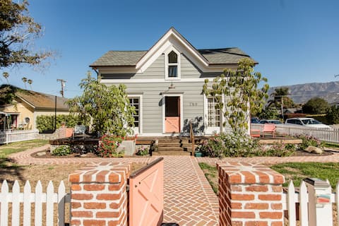 Top Airbnb: Iconic Providence Beach House on Linden Avenue in Carpinteria
