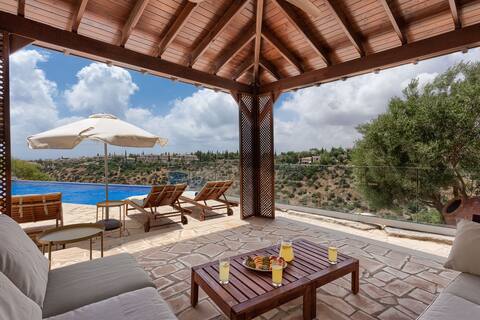 Villa in Aphrodite Hills!-Pool, Sauna, Hot tub!