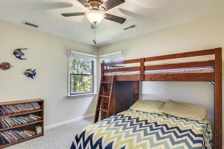 Bedroom #3-Twin over Full