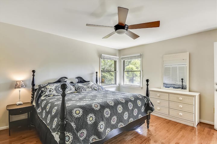 Master Bedroom #1-King