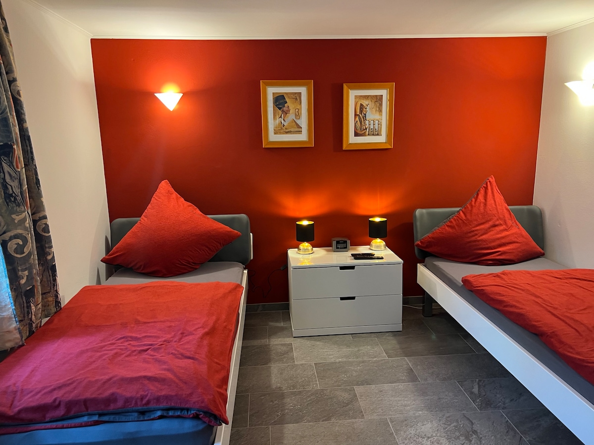 تطبيق. غرفة نوم واحدة 1.