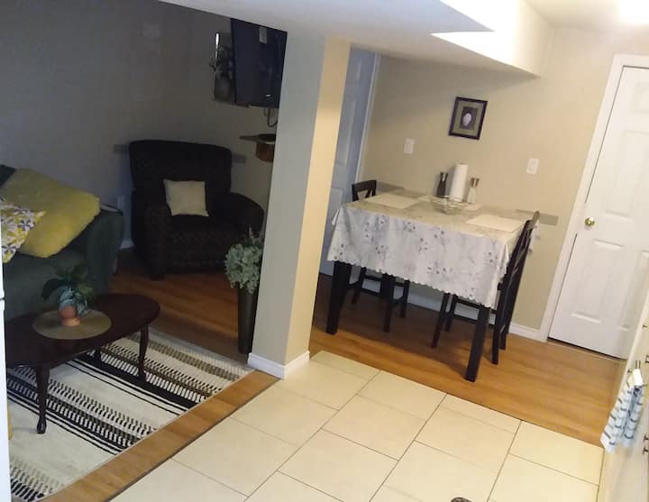 Quiet Cozy 2 Bedroom Apartment - Timmins