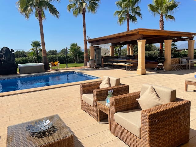 Villa Cas Mariné mit beheizb. Pool und Außenküche gallery image 3