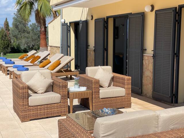 Villa Cas Mariné mit beheizb. Pool und Außenküche gallery image 2