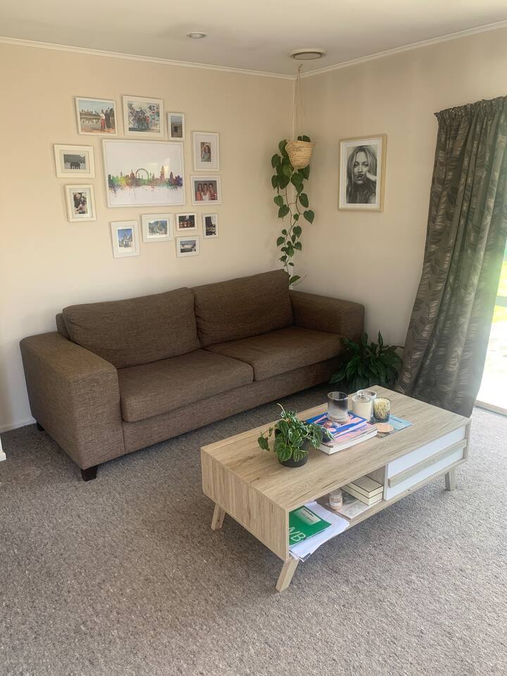Walking distance to Kuripuni village. Houses for Rent in Masterton