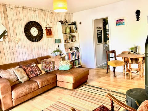 Top Airbnb: Spacious self-contained flat in Parkstone in Studland