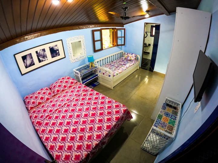 Suita numër 2 - Dhoma 2