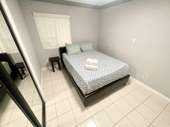 Bedroom 2 with Queen Size Bed