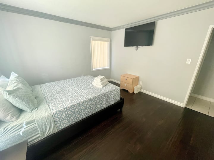 Bedroom 3 with a queen size bed