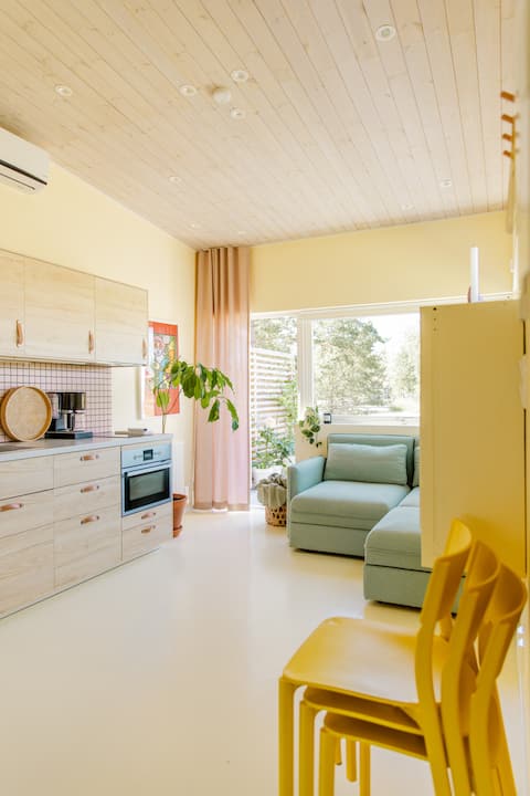 Successful Airbnb property: Guest house close to the beach in Gotland