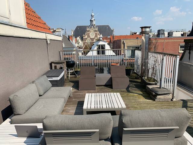 Beautifully Designed Family Home in Historic Heart gallery image 4