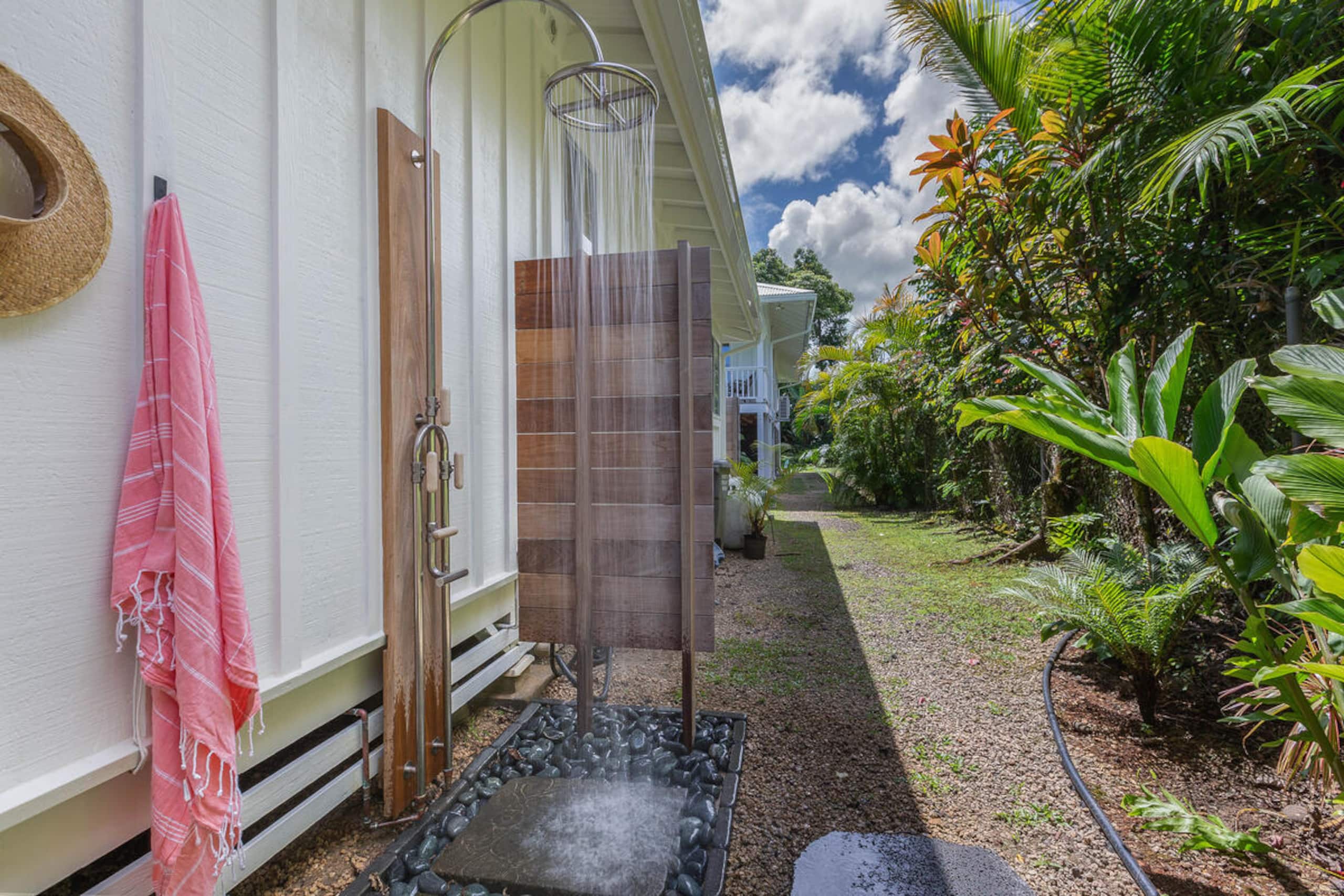 Home in Hanalei · ★4.99 · 3 bedrooms · 4 beds · 2 baths - Image 22